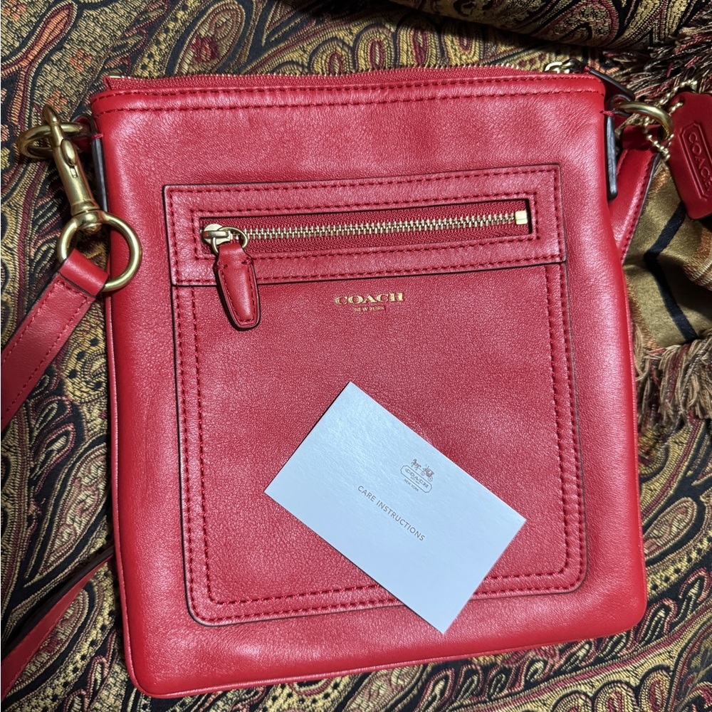 🌸Coach Red Crossbody Bag